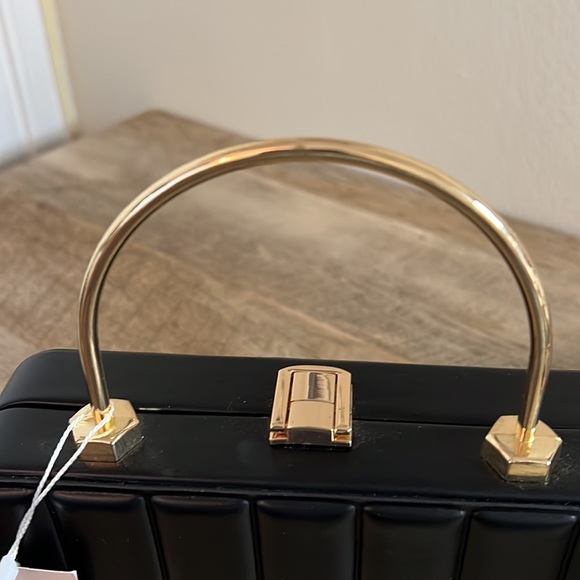 Most Wanted USA Structured Hard Shell Crossbody Purse New with tags Satin Lined - Picture 9 of 9